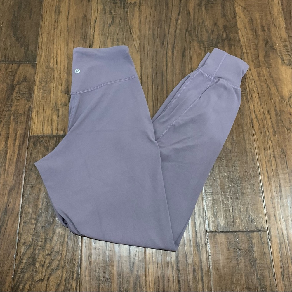 EUC lululemon Align jogger size 2 28” inseam gray/purple
